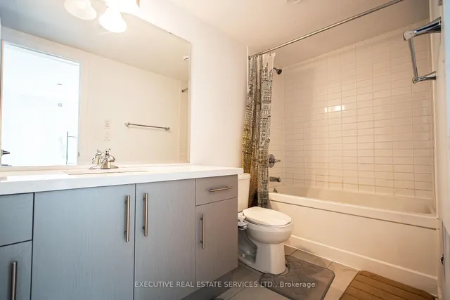 Additional image 18 of 175 Veterans Dr Unit 18