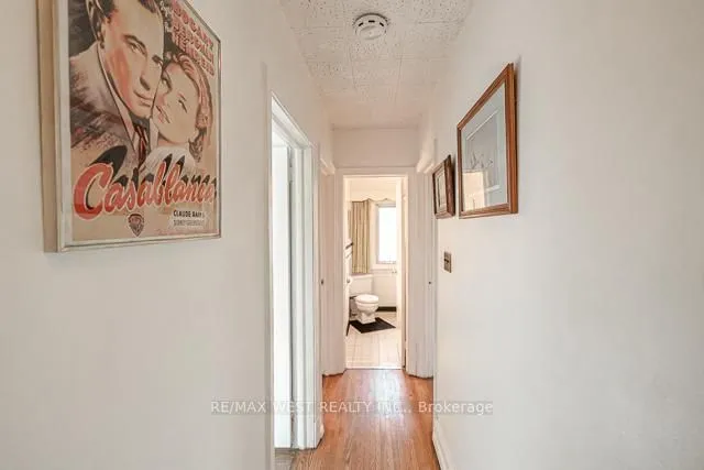 Additional image 30 of 1081 Islington Ave