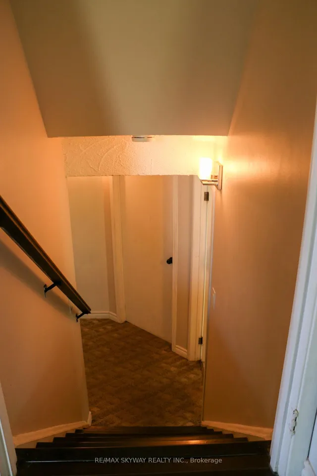 Additional image 15 of 18 Matthew Crt