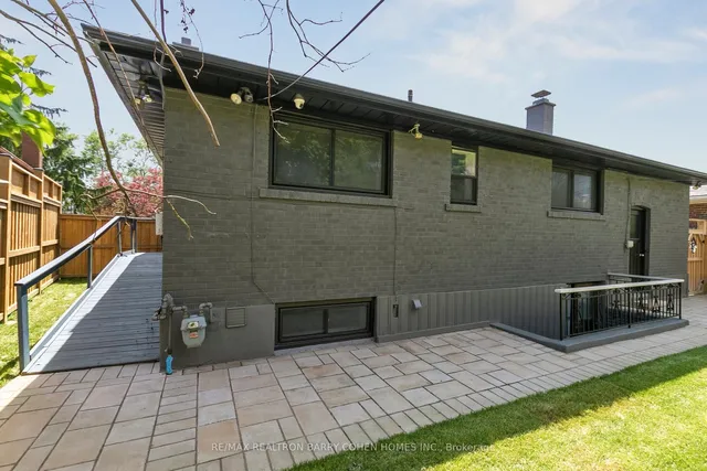 Additional image 26 of 44 Broadlands Blvd