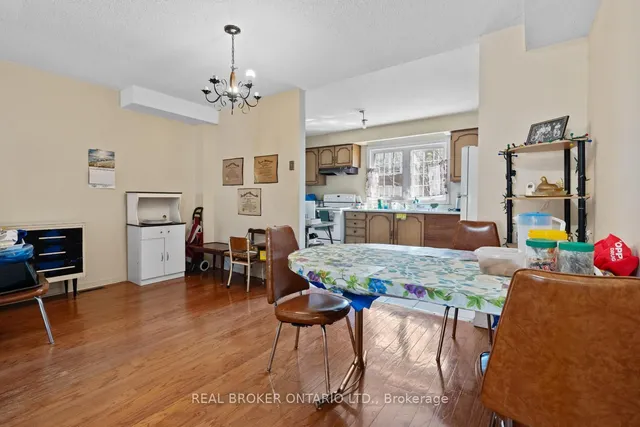 Additional image 9 of 634 Adelaide St