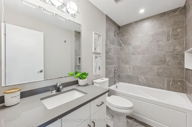 Additional image 31 of 946 Robert Ferrie Dr