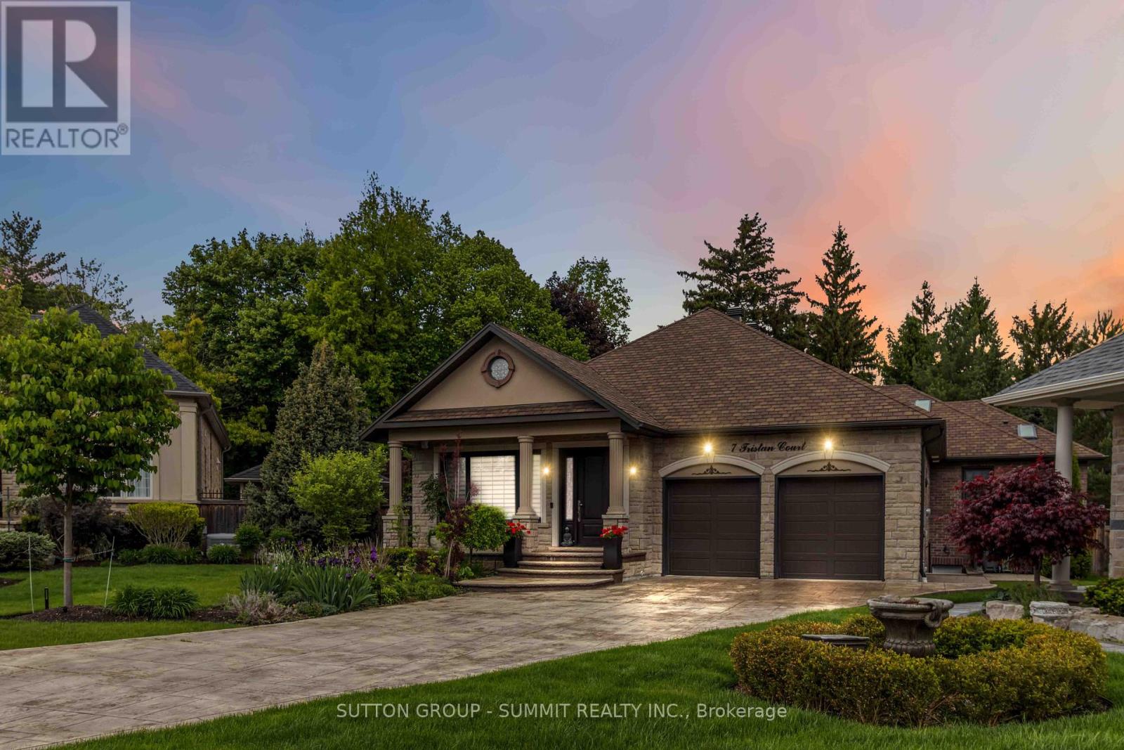 7 TRISTAN COURT|Brampton (Bram West), Ontario L6Y5S2