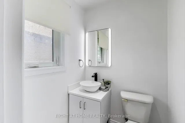 Additional image 10 of 43 Hedges Blvd