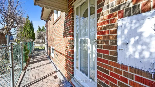 Additional image 41 of 35 Beckett Ave