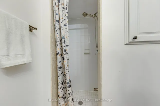 Additional image 20 of 50 Strathaven Dr Unit 122