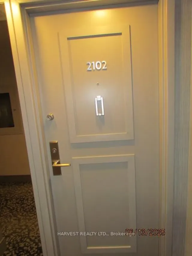 Additional image 2 of 255 Bamburgh Circ Unit 2102