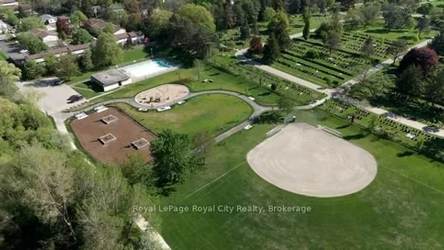 Additional image 30 of 92 Scenic Wood Cres