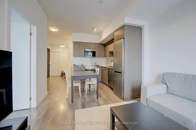 Additional image 16 of 15 Wellington St Unit 1001