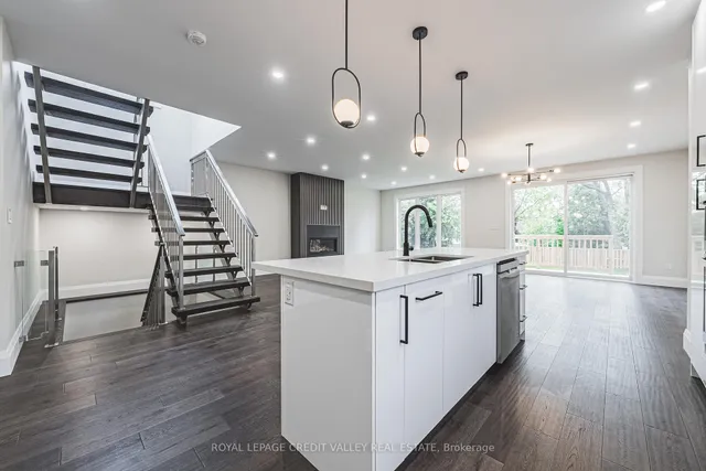 Additional image 17 of 18 Bellman Ave