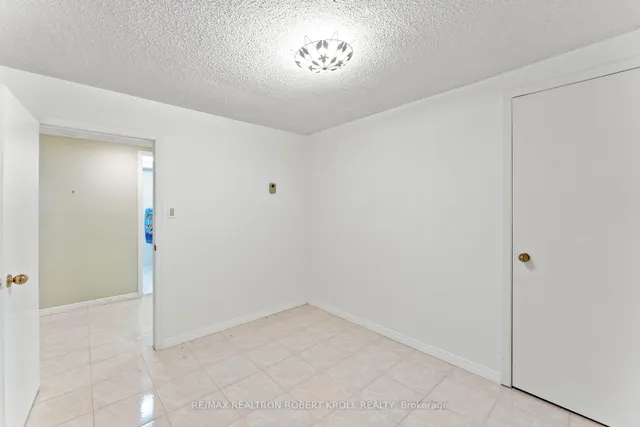 Additional image 34 of 20 Sonata Cres