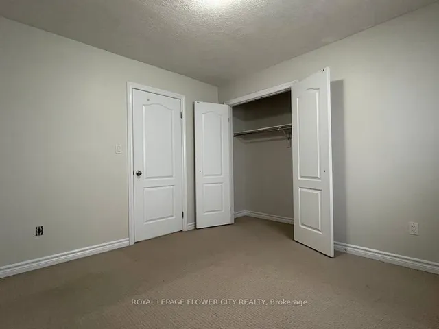 Additional image 11 of 956 Bianca Crt