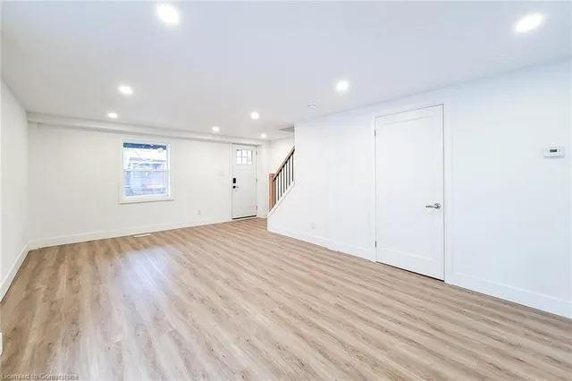 Additional image 14 of 29 New St