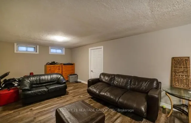 Additional image 24 of 10 Esquire Pl