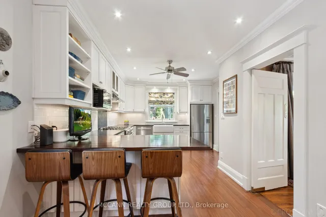 Additional image 16 of 1373 Avenue Rd