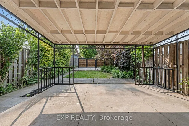 Additional image 30 of 133 Wentworth St