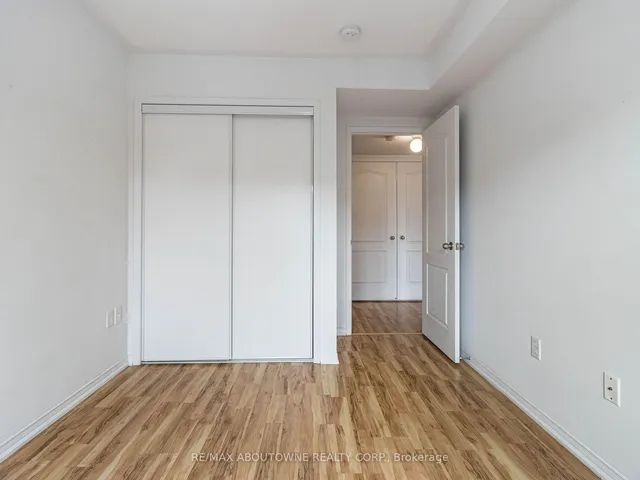 Additional image 35 of 2504 Post Rd Unit 20