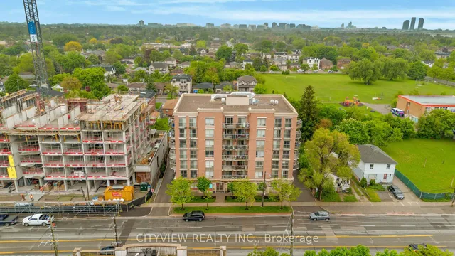 801 Sheppard Ave Unit 307