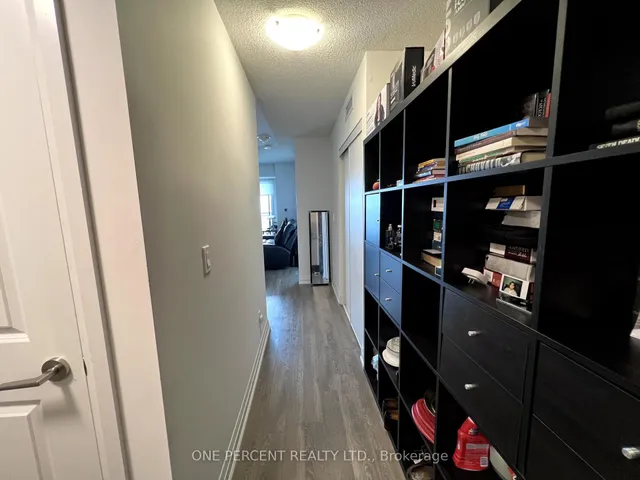 Additional image 2 of 20 Meadowglen Pl Unit 2108