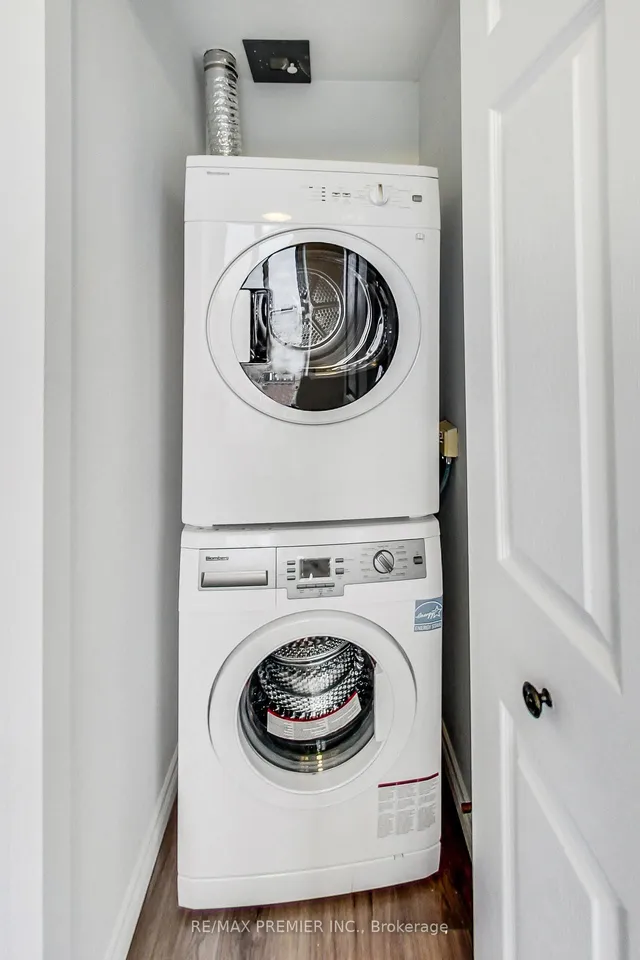 Additional image 19 of 15 Maplewood Ave Unit 1102