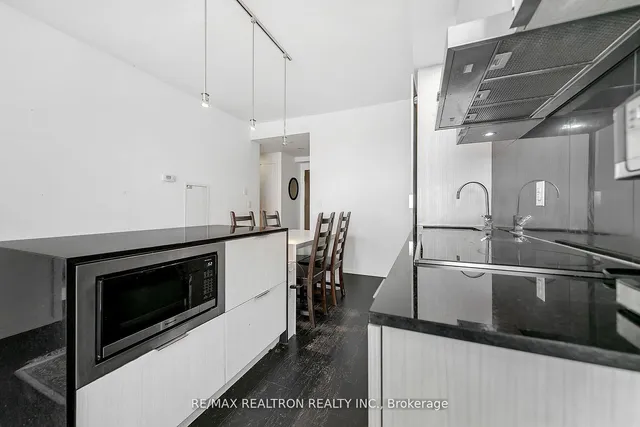 Additional image 16 of 1 Bloor St Unit 4610