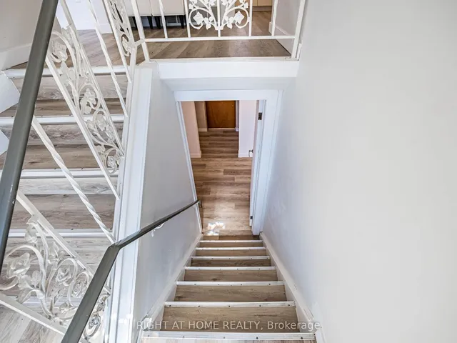 Additional image 27 of 7 Capilano Dr