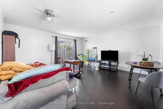 Additional image 5 of 8 Heatherside Crt
