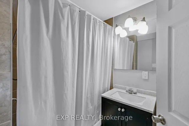 Additional image 37 of 175 Hollyridge Cres