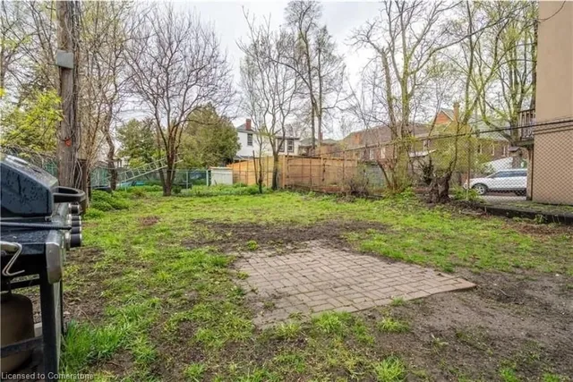 Additional image 9 of 464 King St