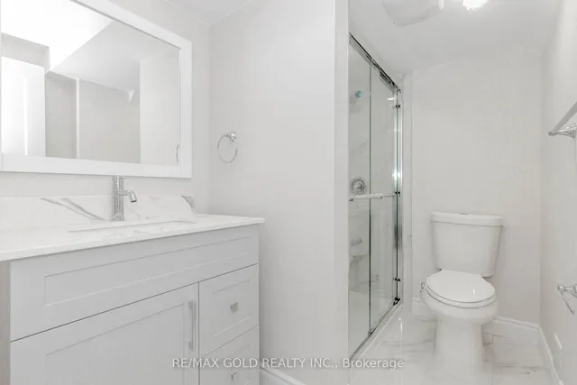 Additional image 41 of 16 Polygon Crt