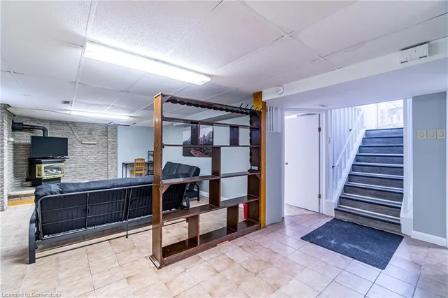 Additional image 13 of 490 Cochrane Rd