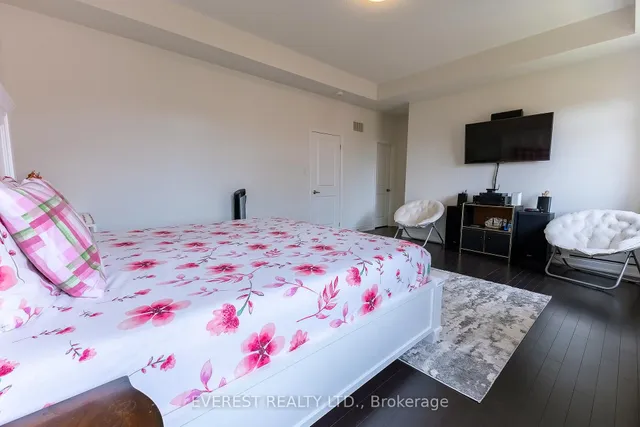 Additional image 15 of 17 Elysian Field Circ