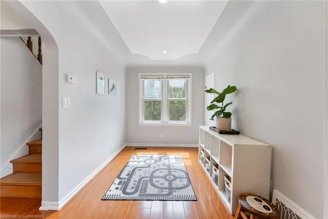 Additional image 12 of 623 Queensdale Ave