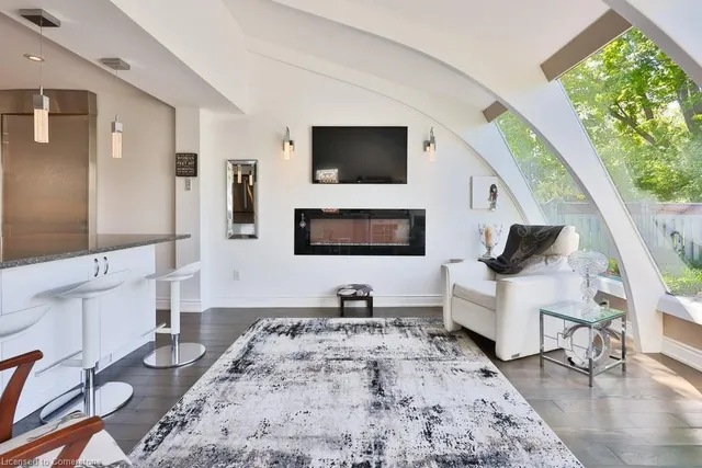 Additional image 10 of 35 Bowshelm Crt