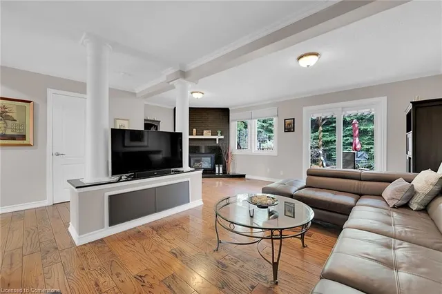 Additional image 16 of 10 Edgewater Dr