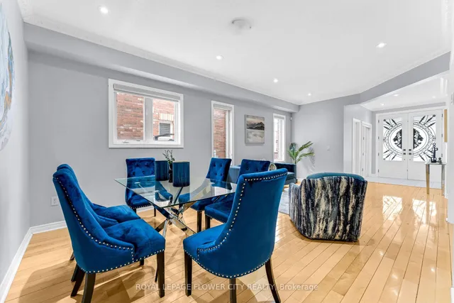 Additional image 9 of 5 Chevrolet Dr