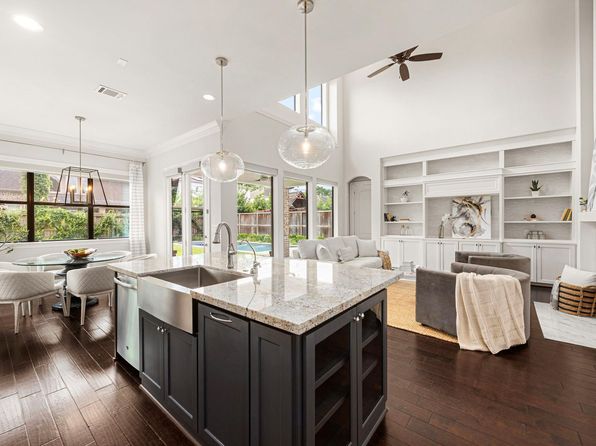 1211 Chamboard Ln, Houston, TX 77018