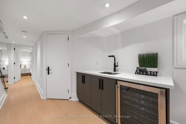 Additional image 41 of 11 Victor Ave