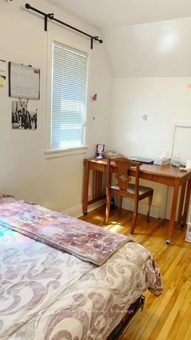 Additional image 12 of 125 Gary Ave