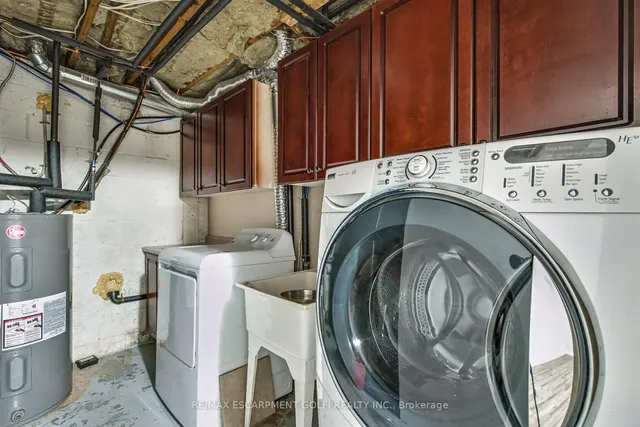 Additional image 25 of 932 OLD DUNDAS Rd