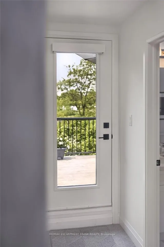 Additional image 43 of 391 KLEIN Circ