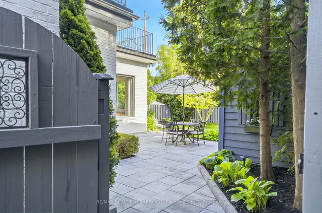 Additional image 17 of 67 Chatsworth Dr