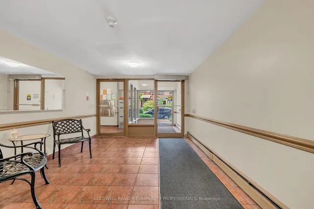 Additional image 37 of 141 Catharine St Unit 806