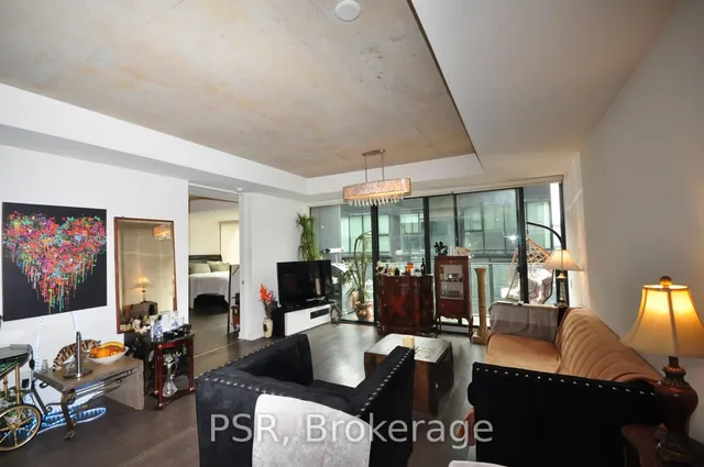 629 King St Unit 1009