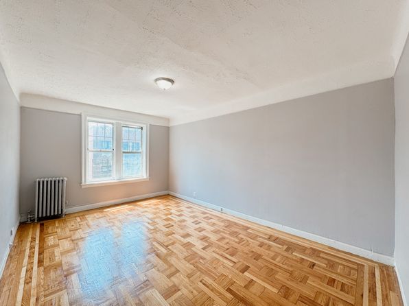 25 Sickles St APT 6E, New York, NY 10040