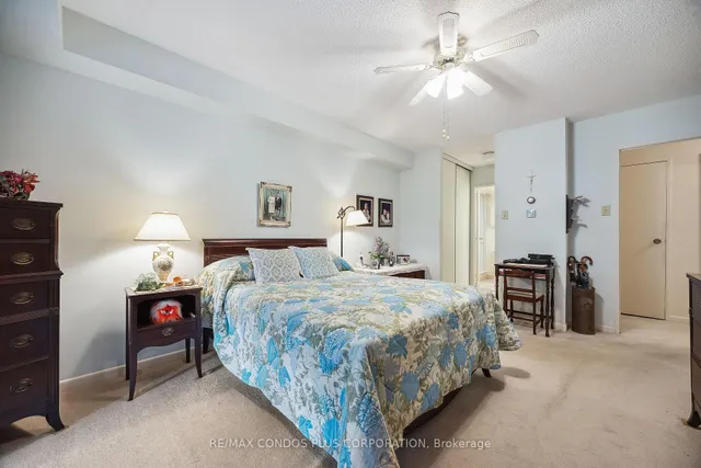 Additional image 18 of 62 Wellesley St Unit 902