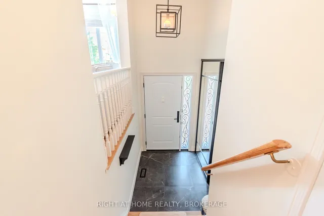 Additional image 2 of 2515 Gill Cres