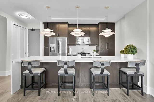 Additional image 6 of 181 James St Unit 804 (PH4)