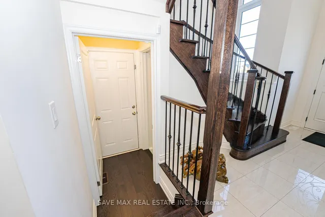 Additional image 28 of 8 PADBURY Tr