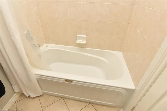 Additional image 35 of 262 Dundas St Unit 406